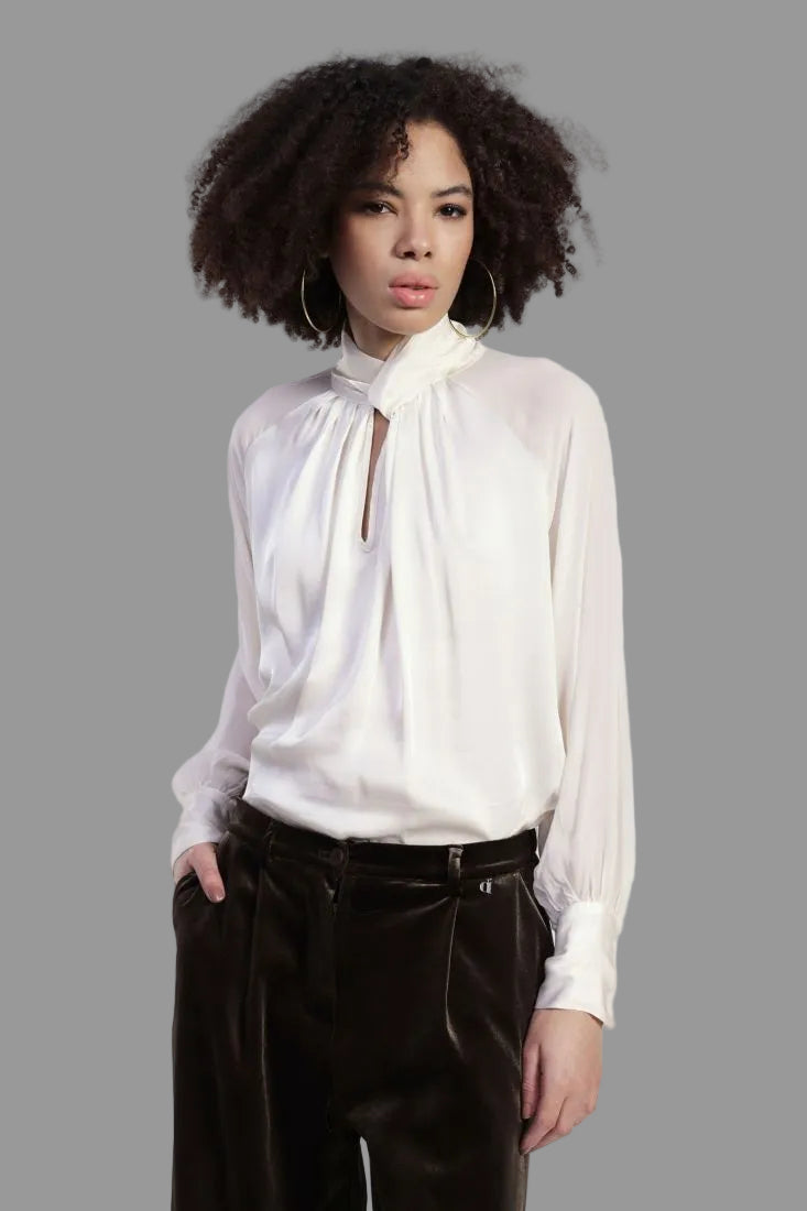 Dixie Camicia fit morbido con collo annodato e polsini alti