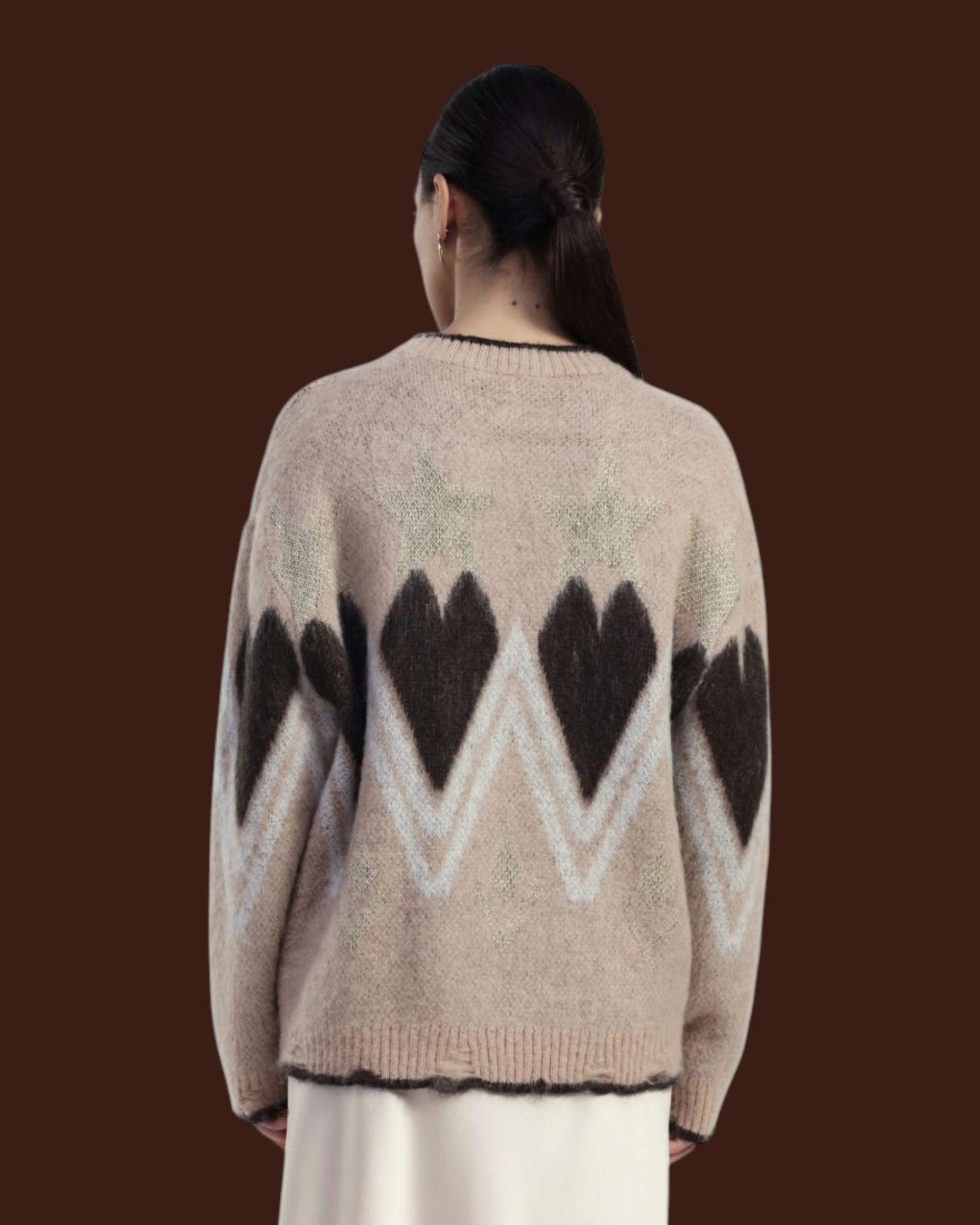 Maglione Madison Shop beige con stampa cuori e stelle, girocollo, vestibilità morbida e bordo ondulato, vista retro