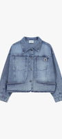 Dixie Denim jacket con tasche ampie e spilla gioiello