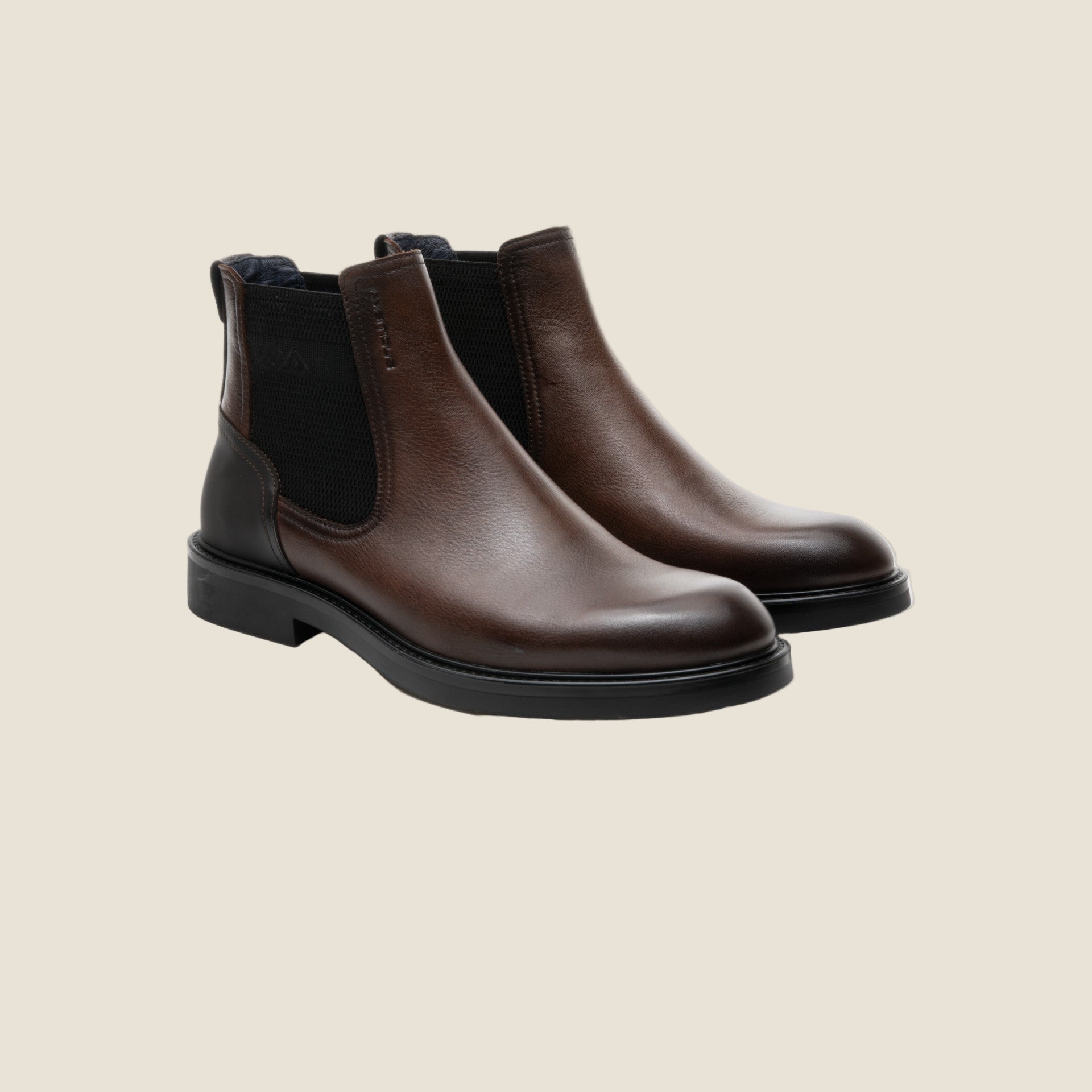 Ambitious Pinka chelsea boot