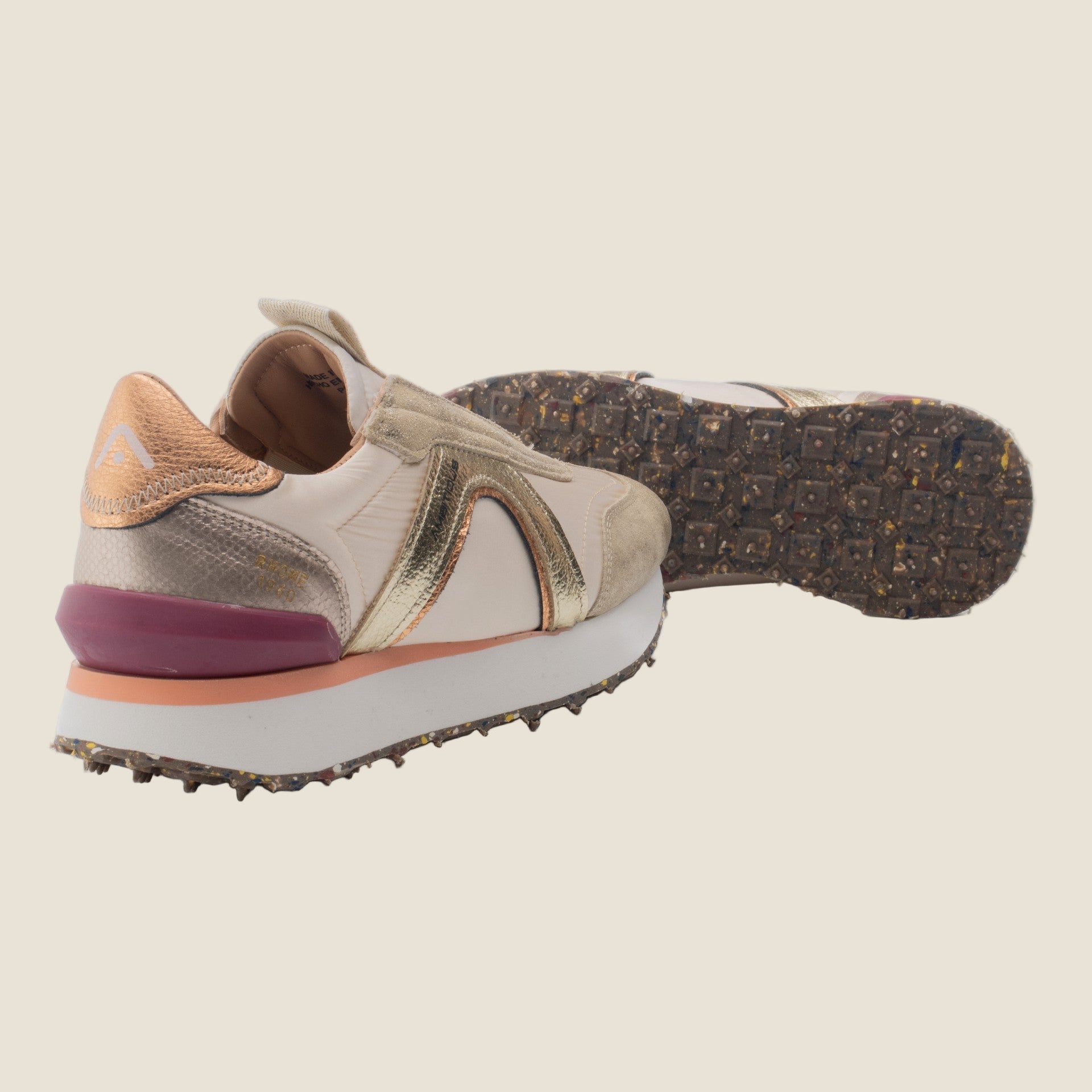 Ambitious RHOME W Retro Runner