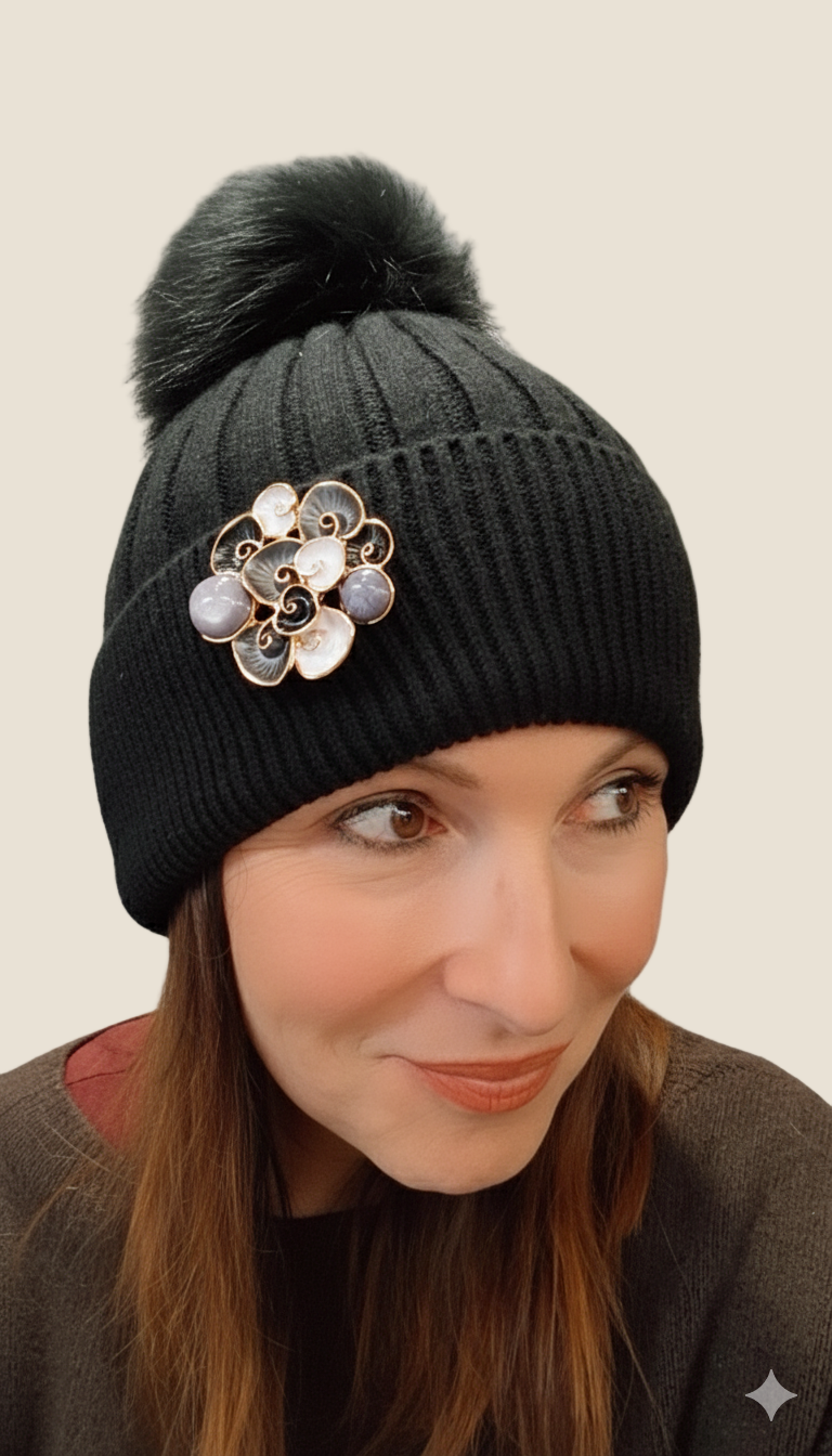 Madison cuffie morbide con spilla