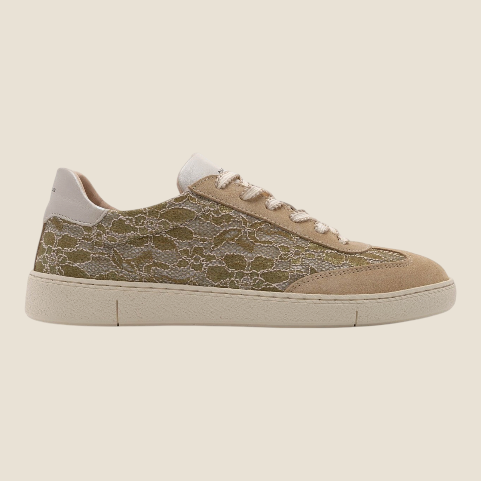 Sneaker low-top Madison Shop Ambitious NOA in pelle beige e tessuto ricamato con suola in gomma SBR