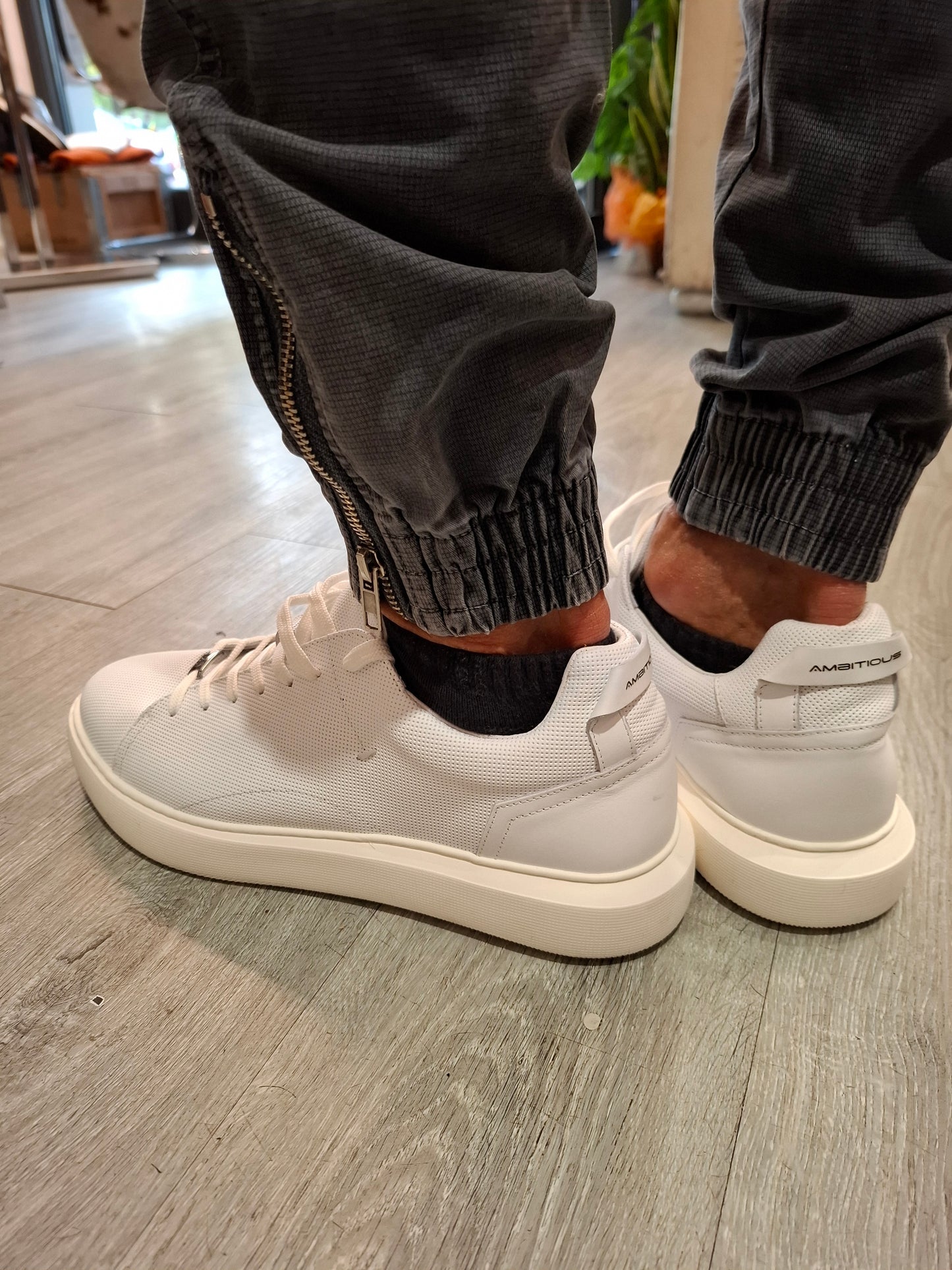 Ambitious brand-Sneakers Eclipse traforata