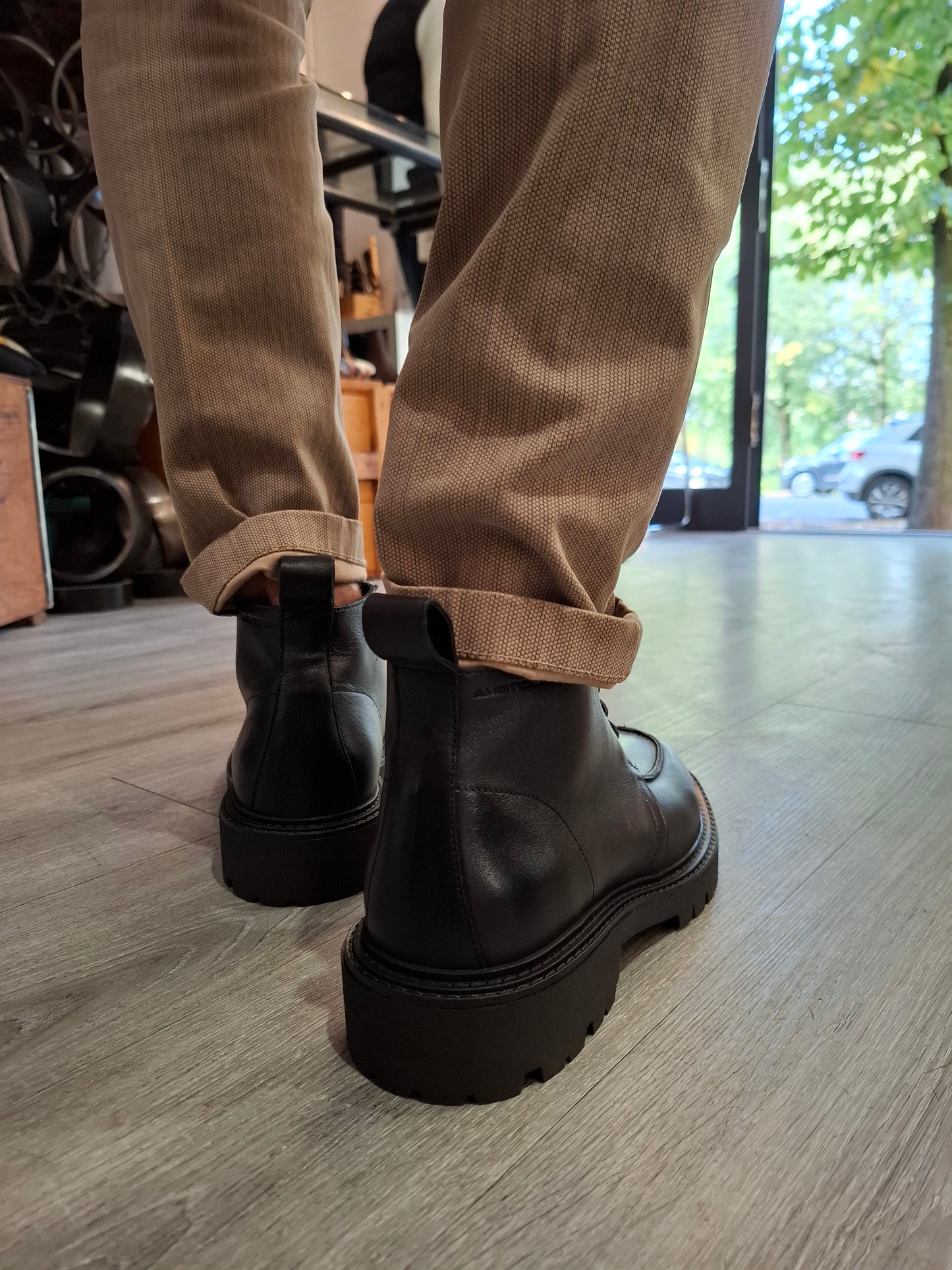 Ambitious brand-Vet lace up warm boot