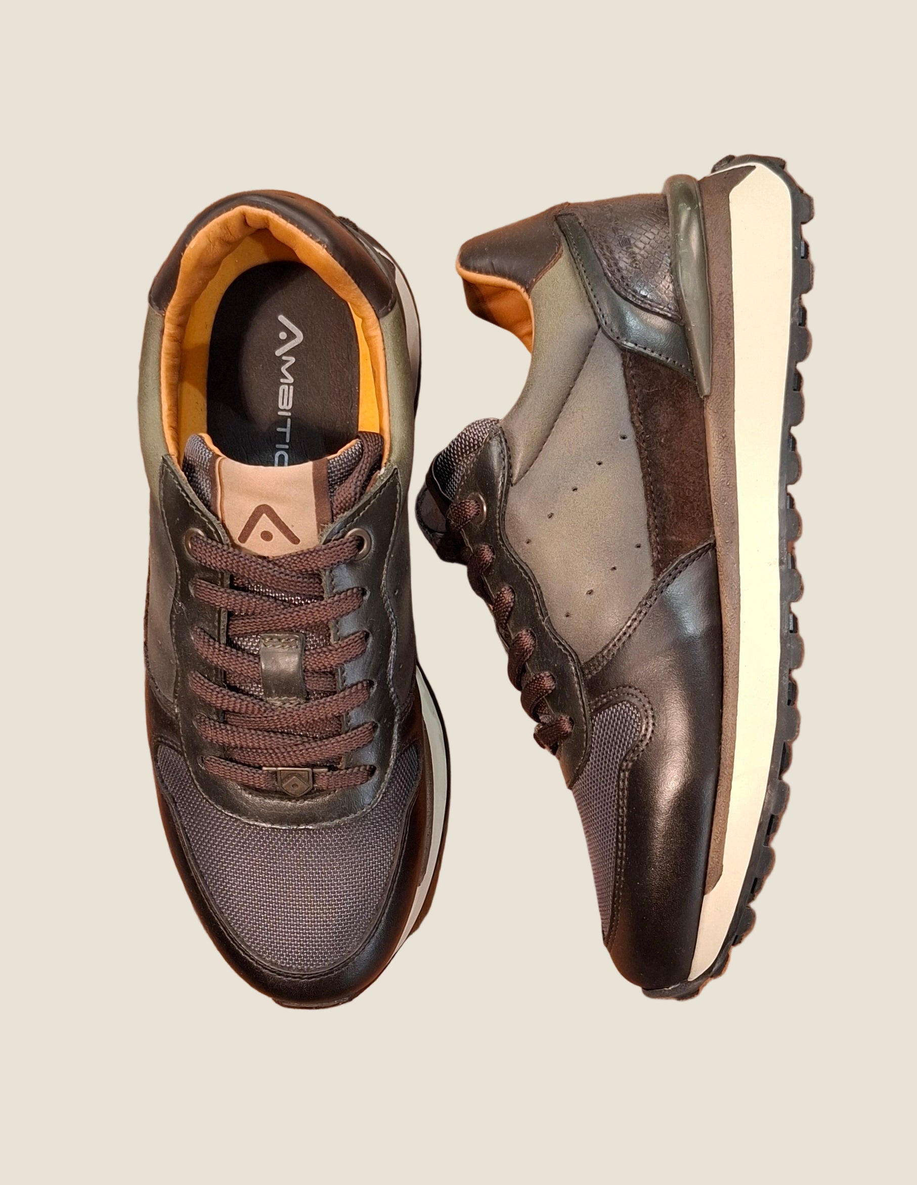 Ambitious VINCE Classic Runner