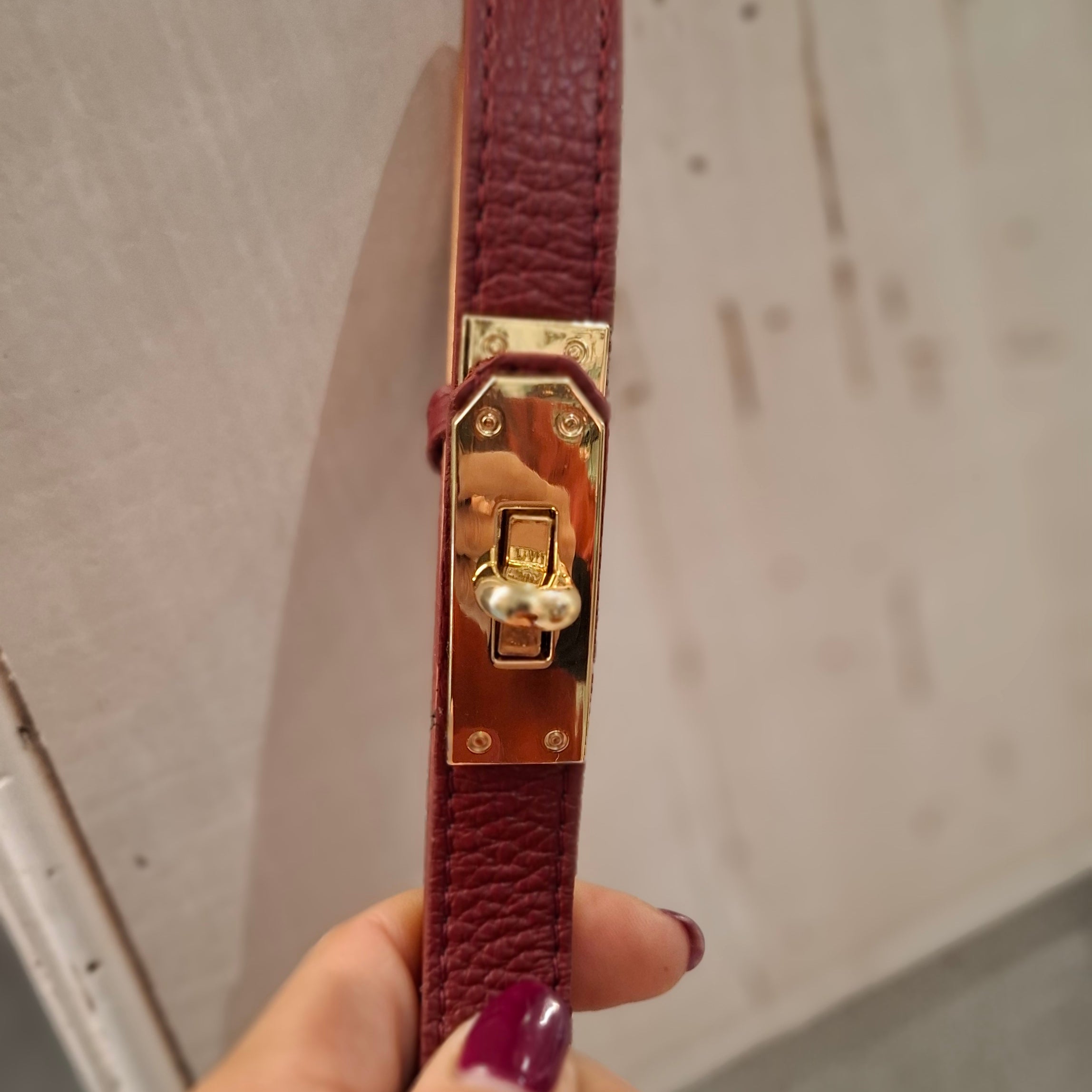 Dafne cintura fibbia tipo Hermes