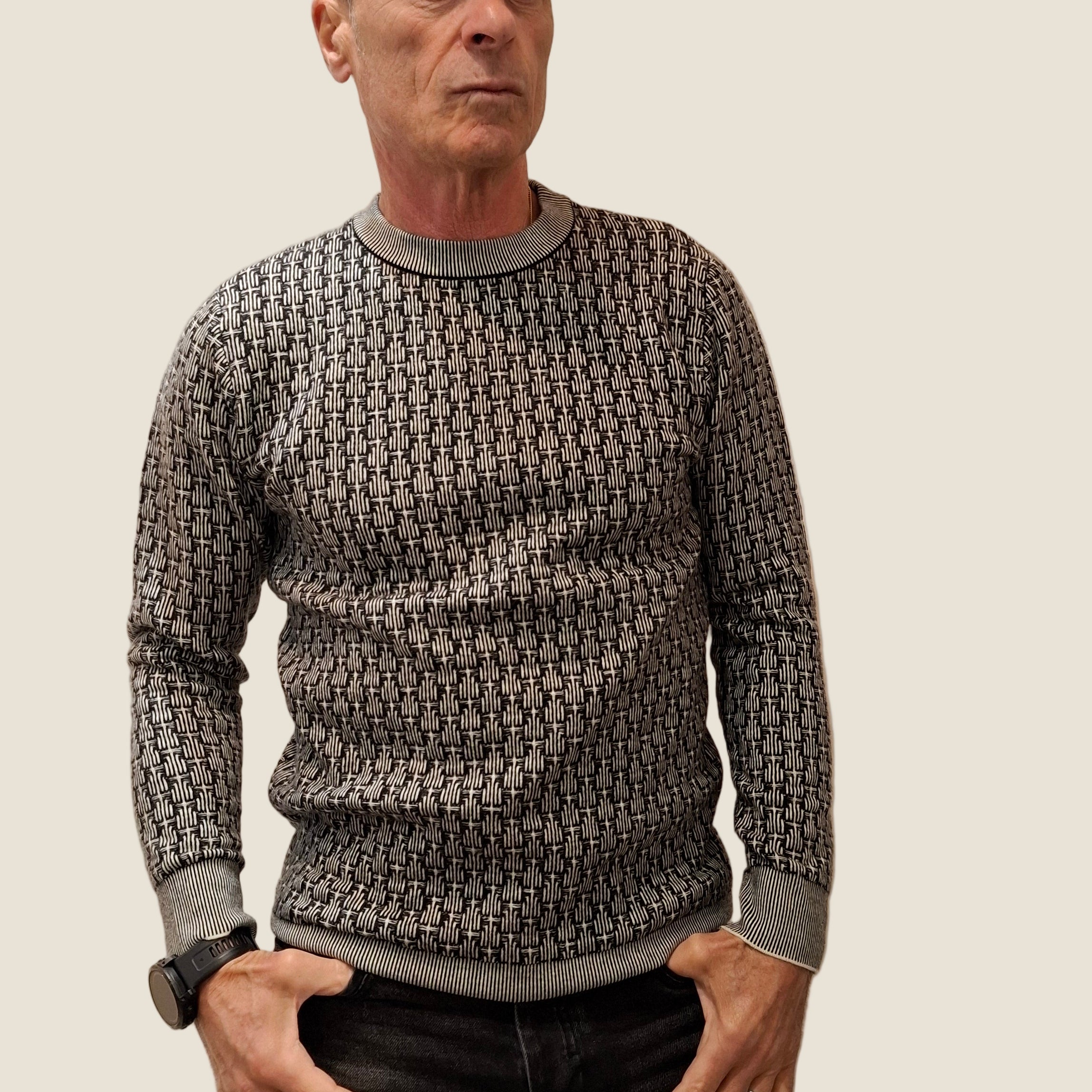 OVER/D maglia paricollo strutt.