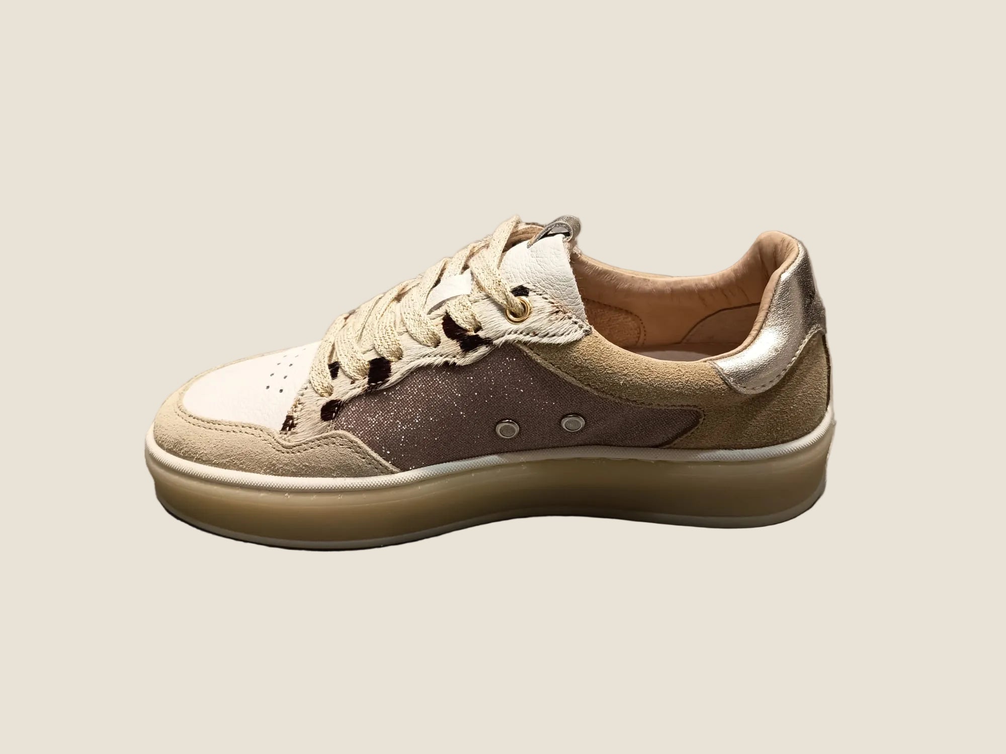 Ambitious - WENDY Low Top Sneaker