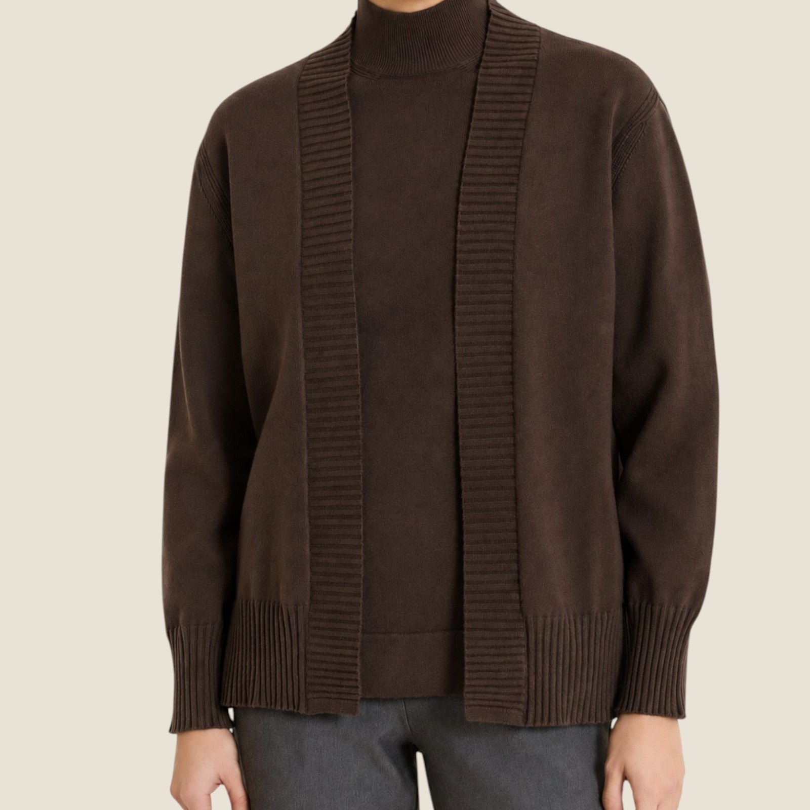 CARDIGAN ML Chocolate Tor (1)