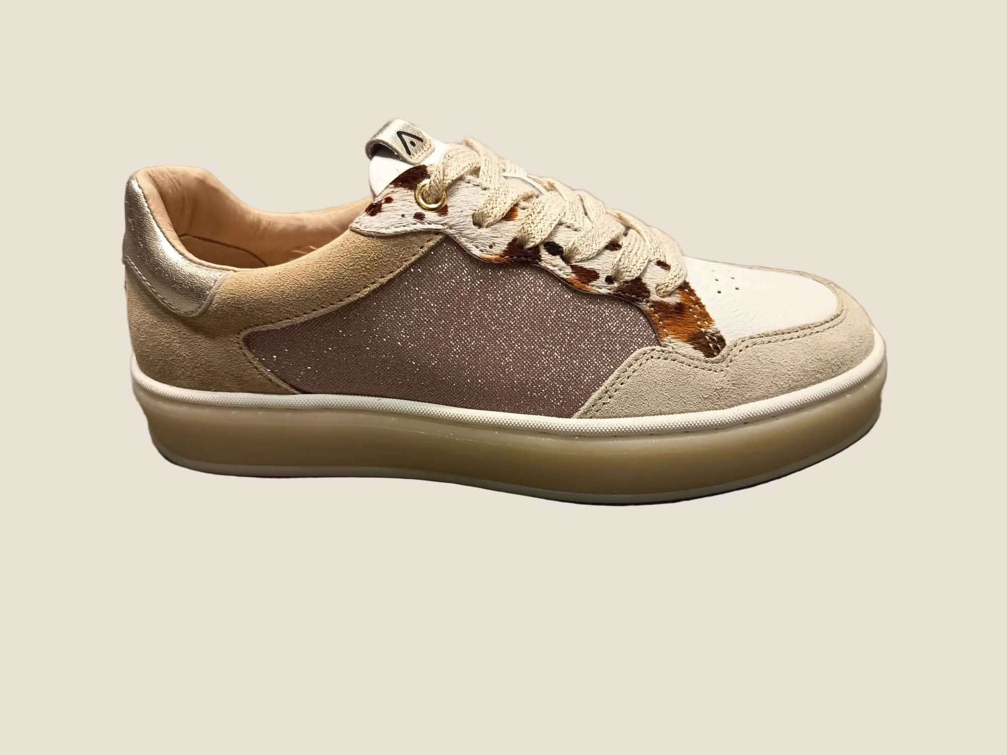 Ambitious - WENDY Low Top Sneaker