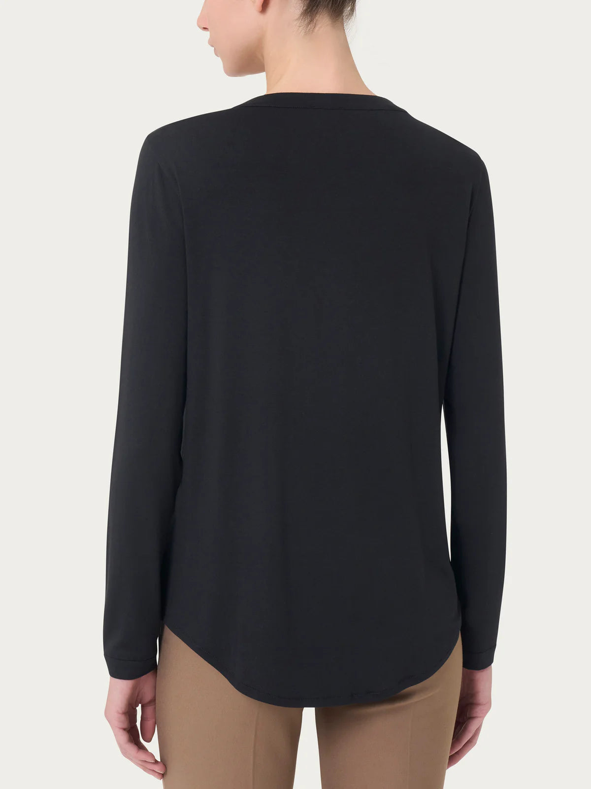 ECOVISCOSA MANICA LUNGA COLLO BARCHETTA