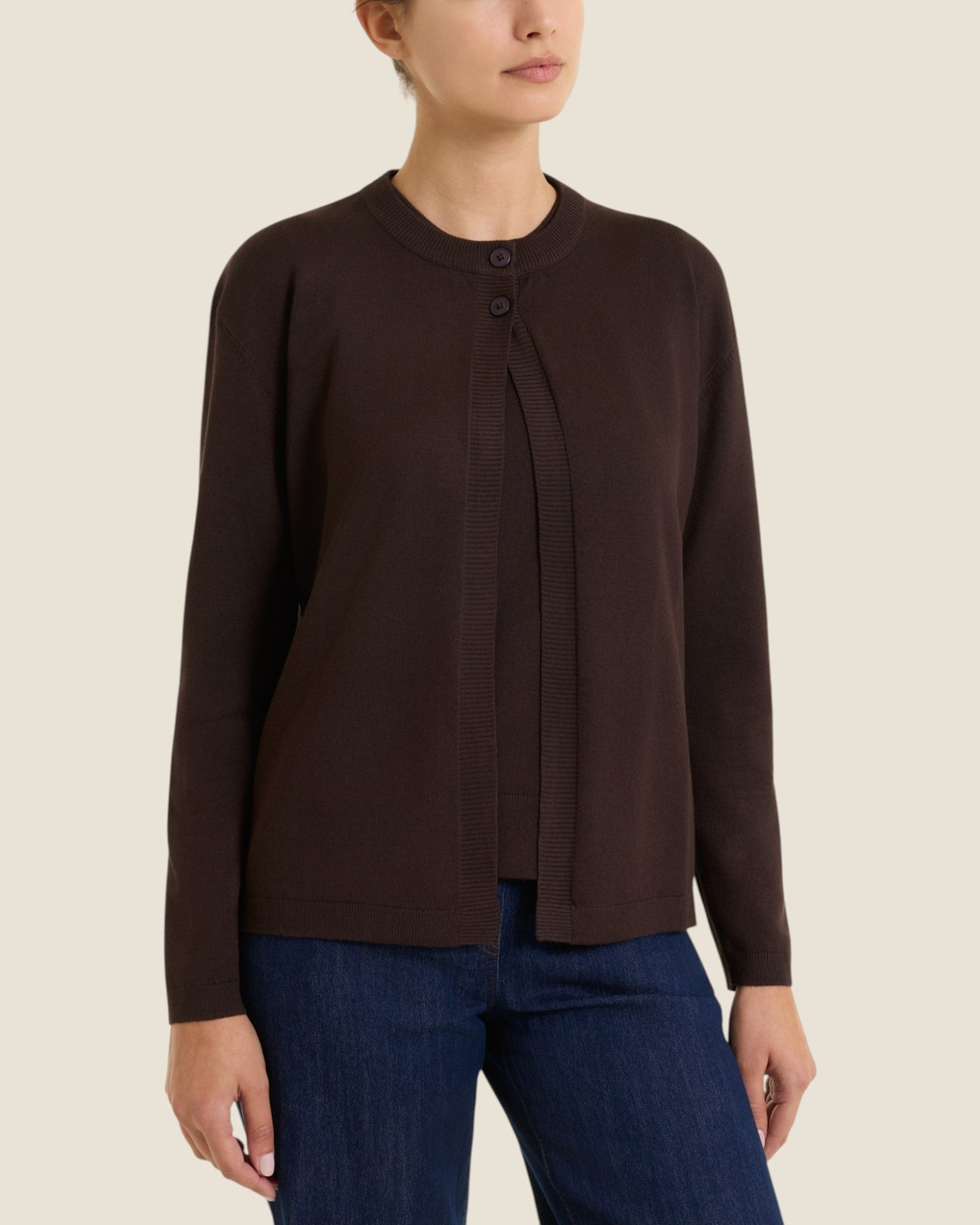 FIN.12 CARDIGAN Chocolate Tor (2)