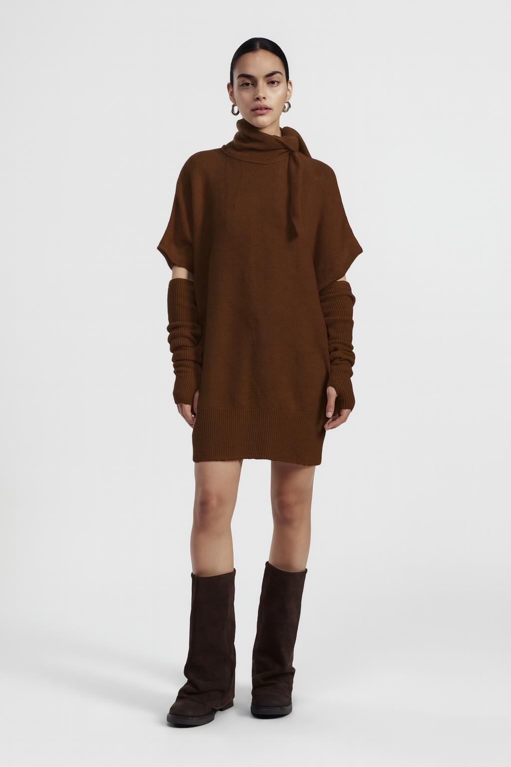 Dixie Abito corto a collo alto con maniche corte