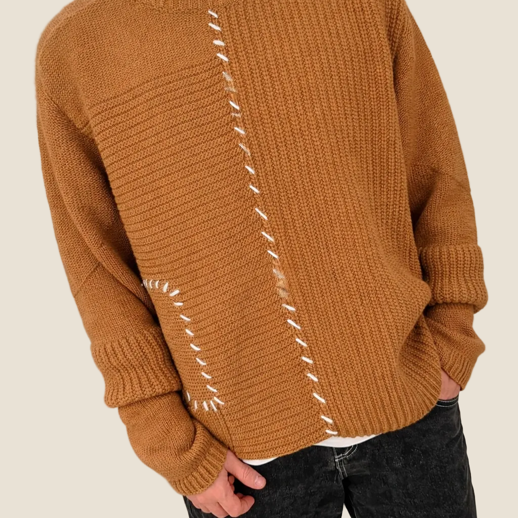 Gaelle Paris Maglione con mix di intrecci e filo bianco