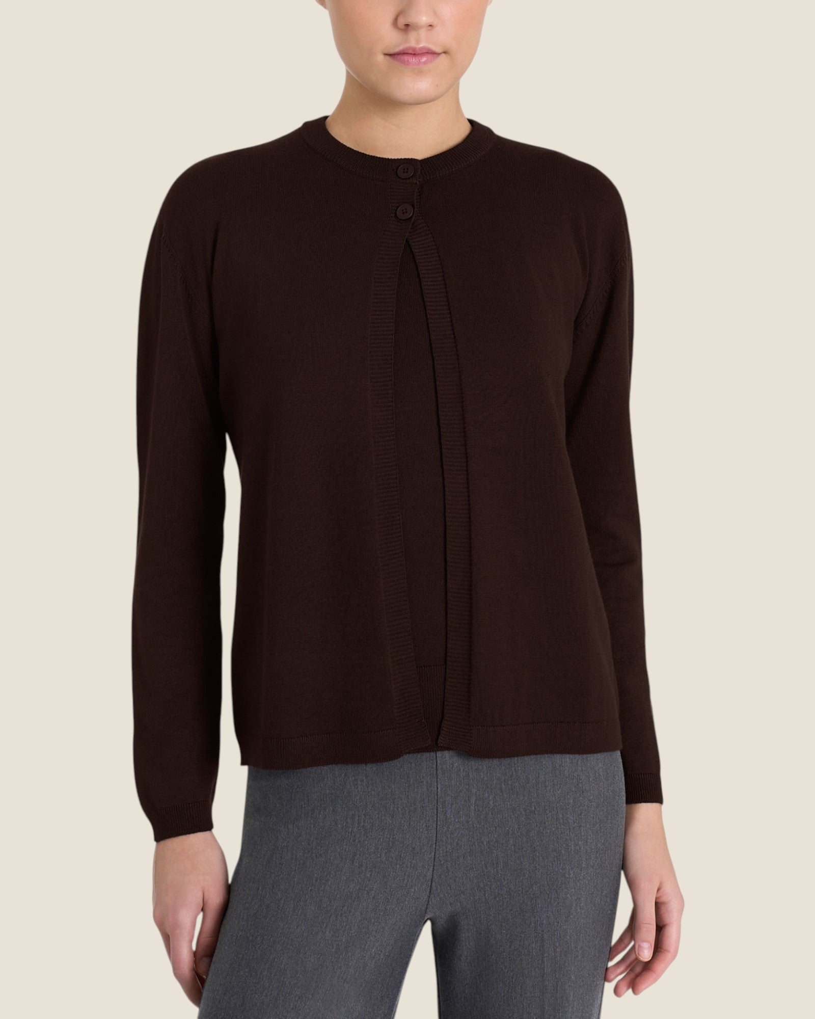FIN.12 CARDIGAN Chocolate Tor (1)
