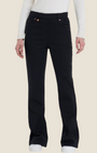 Jeans flare neri Madison Shop in denim 4 Seasons con vita elasticizzata senza zip, indossati con maglia bianca