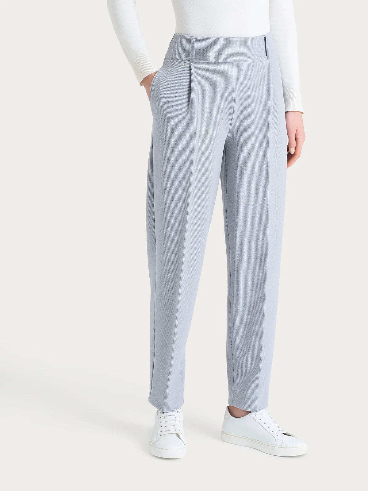 VELVET PANTS CARROT WITH POCKETS AND PINCES