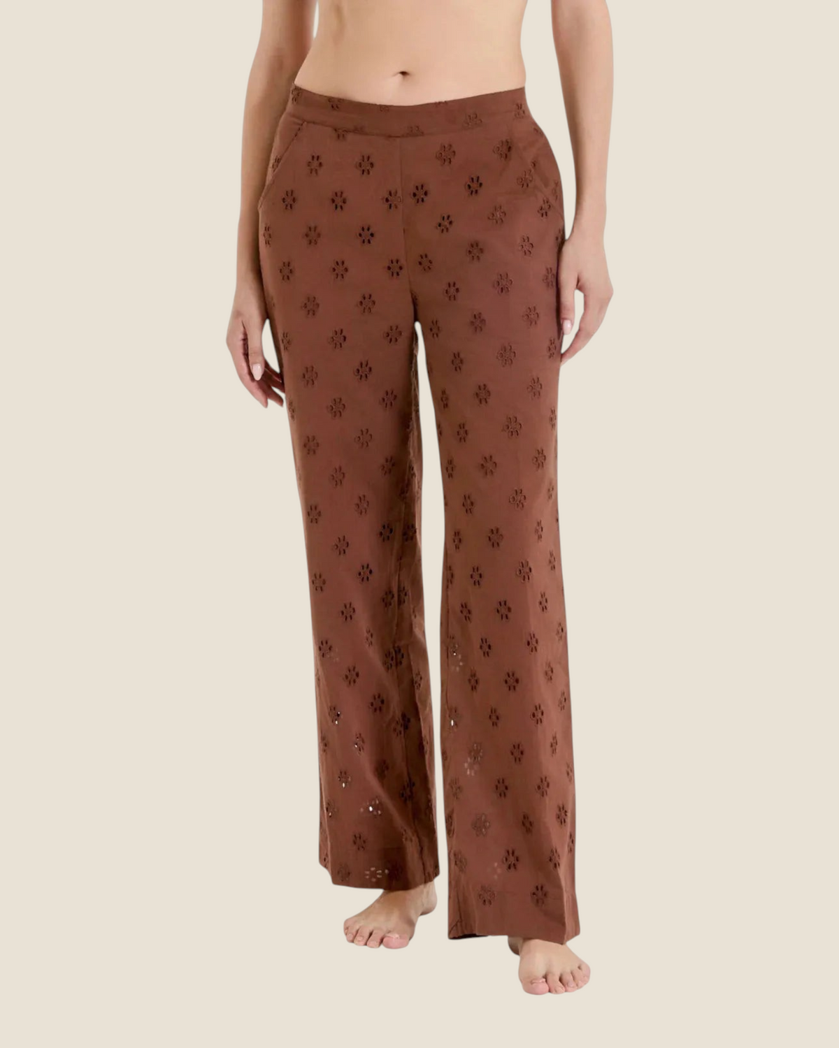 Madison Shop brown wide-leg trousers in cotton sangallo with delicate floral embroidery and side pockets.
