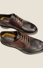 Scarpe brogue Madison Shop Ambitious BRT in pelle bicolore marrone e nera con dettagli traforati e suola leggera