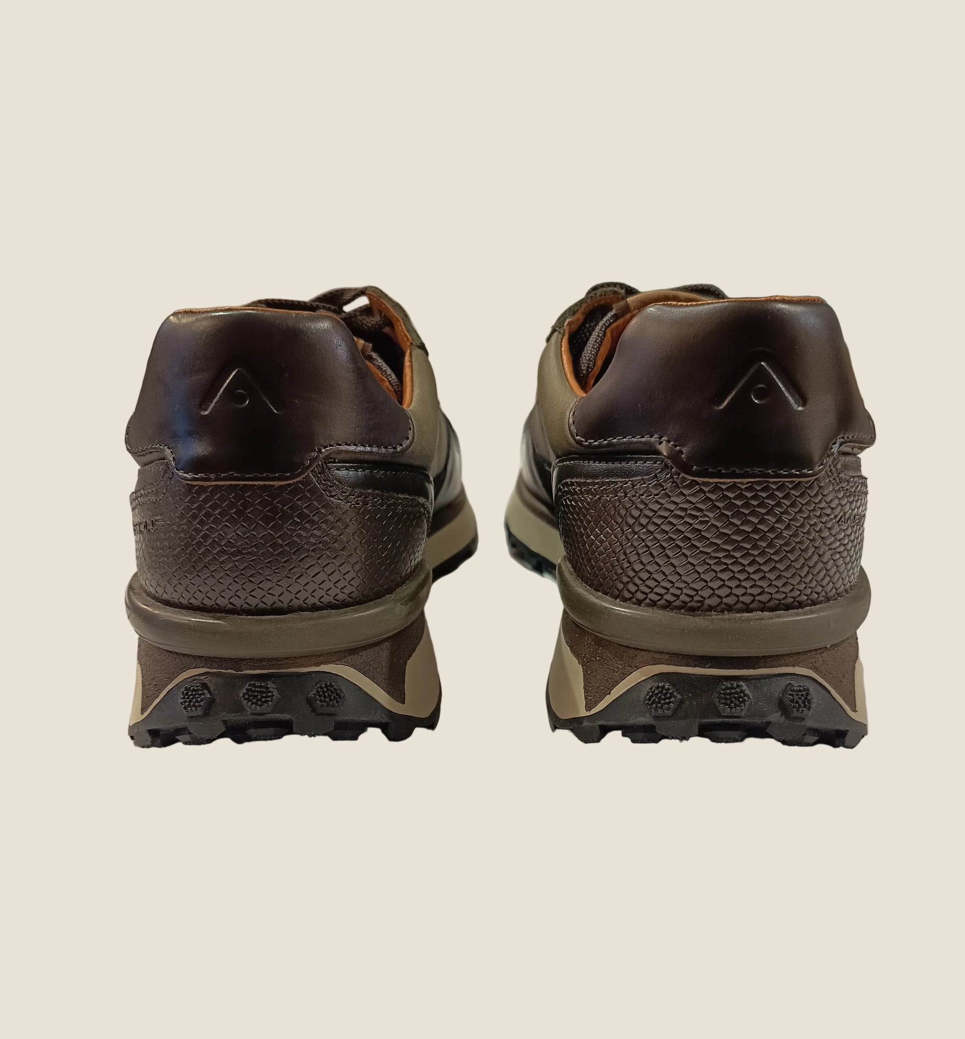 Ambitious Park Sneaker