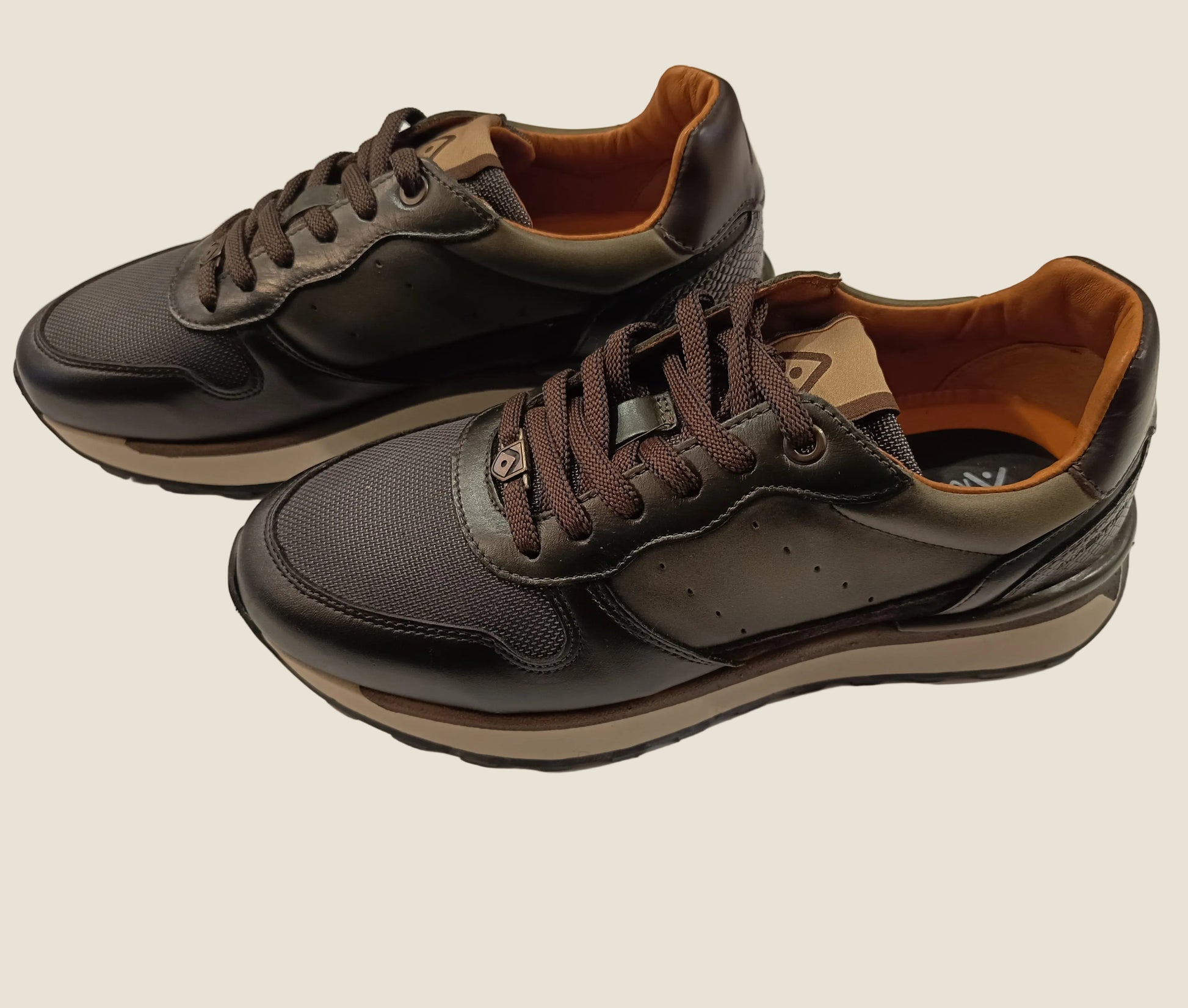 Ambitious Park Sneaker