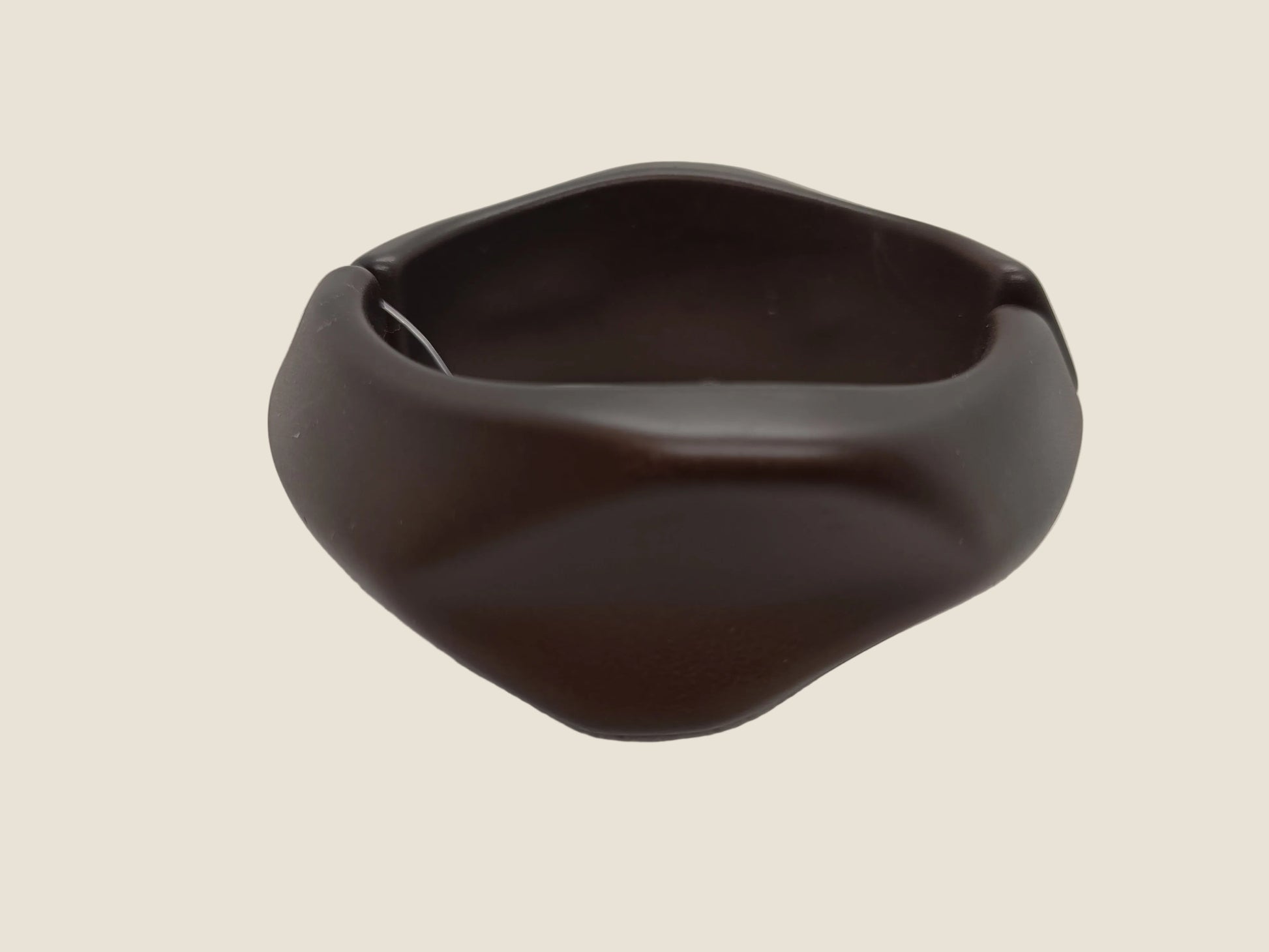 Madison shop Bracciale rigido bombato con placca in acciaio