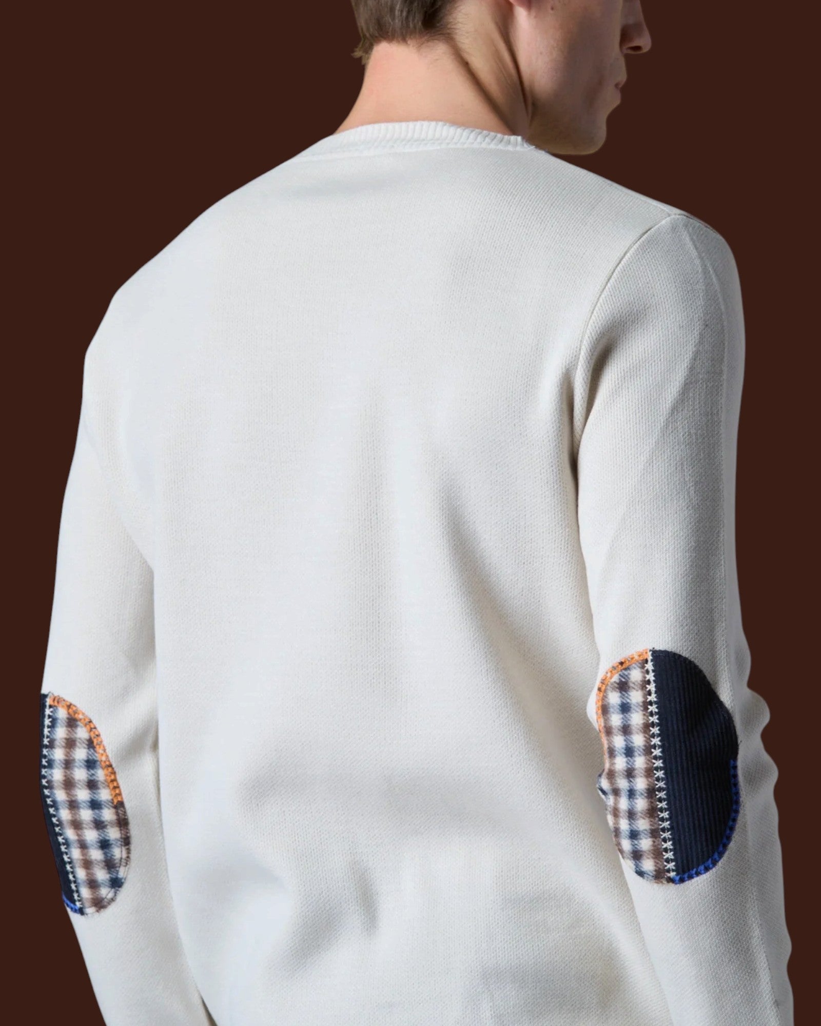 Maglione Girocollo Punto Stoffa con Toppe Ricamate in doppio tessuto V2 Burro (2)