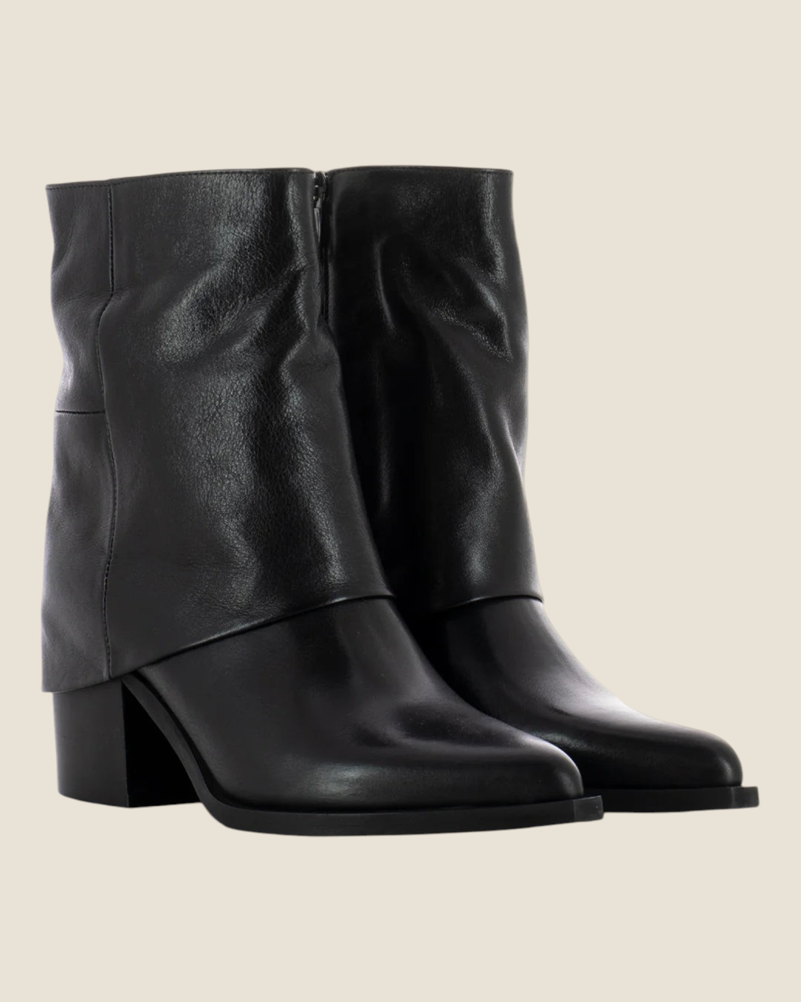 Stivale texano Madison Shop in vera pelle nera con gambale morbido, punta affusolata e tacco largo