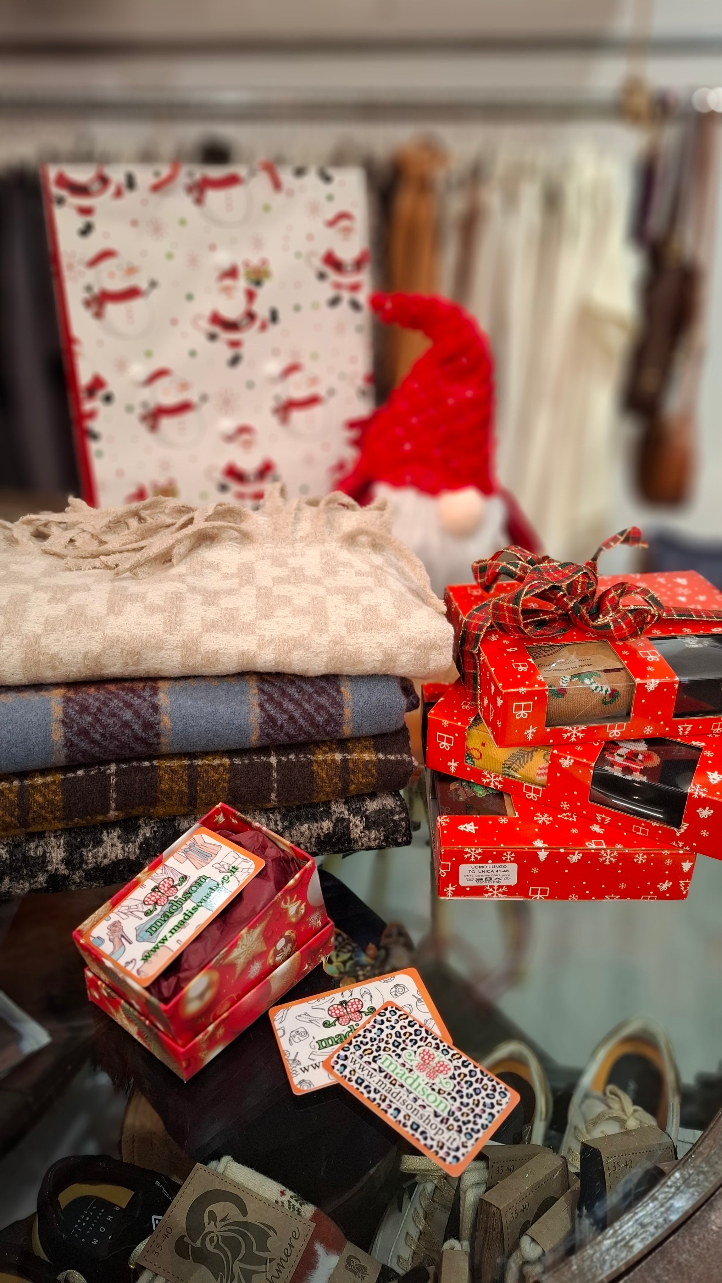 Madison shop Xmas box medium donna