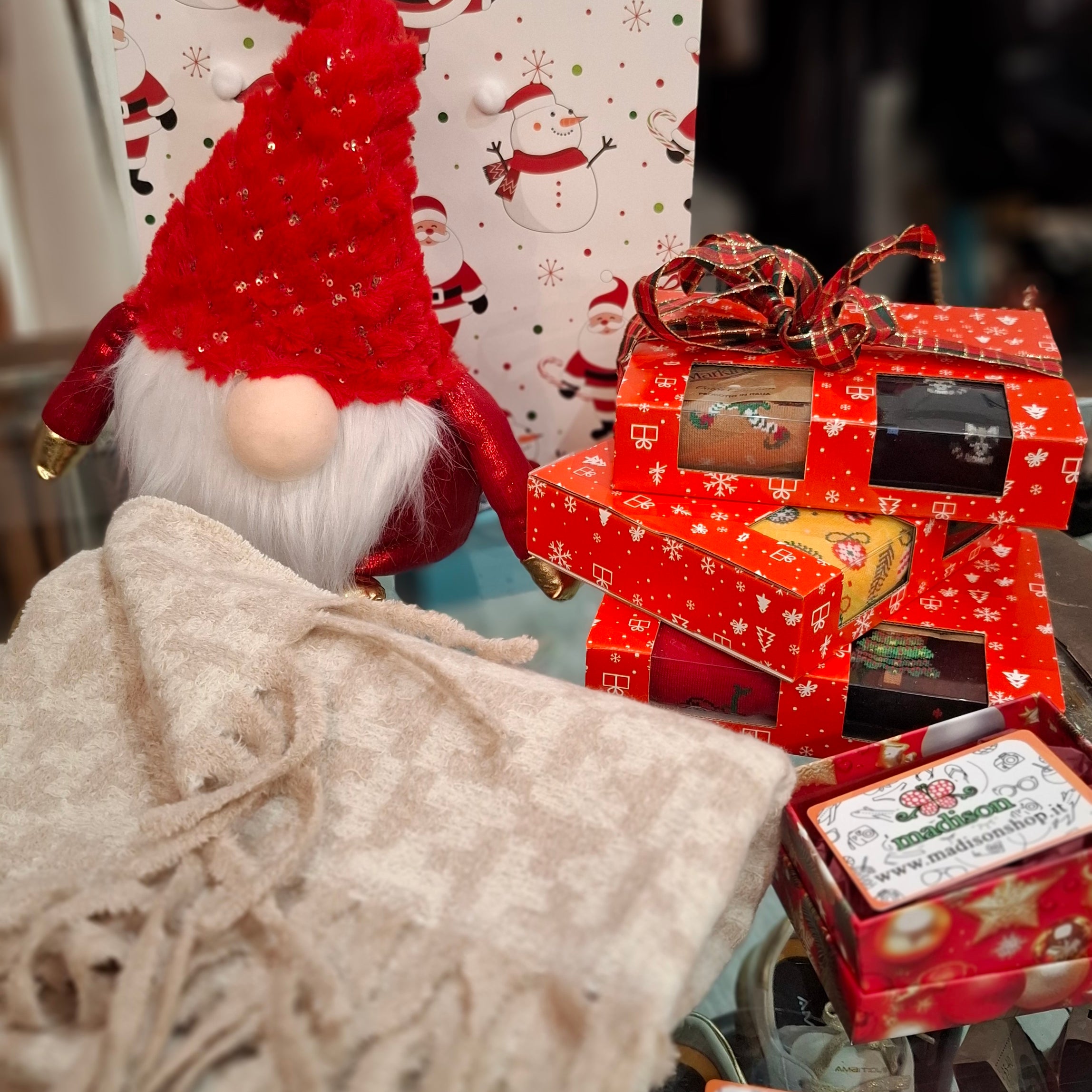 Madison shop Xmas box medium donna